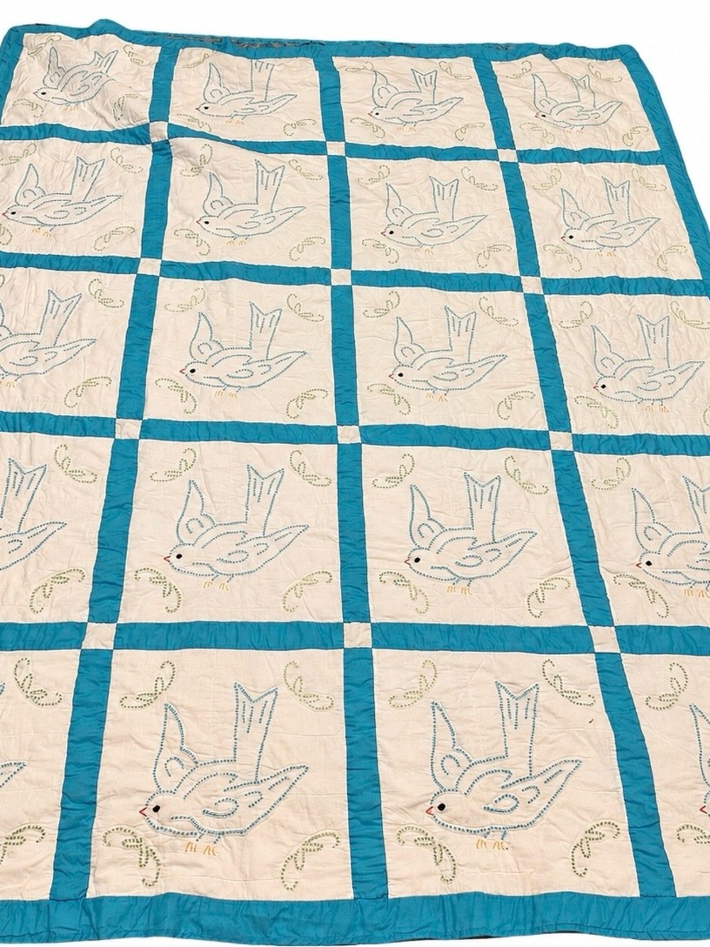 Vintage Blue & Cream Bird Patchwork Quilt - Home Bedding